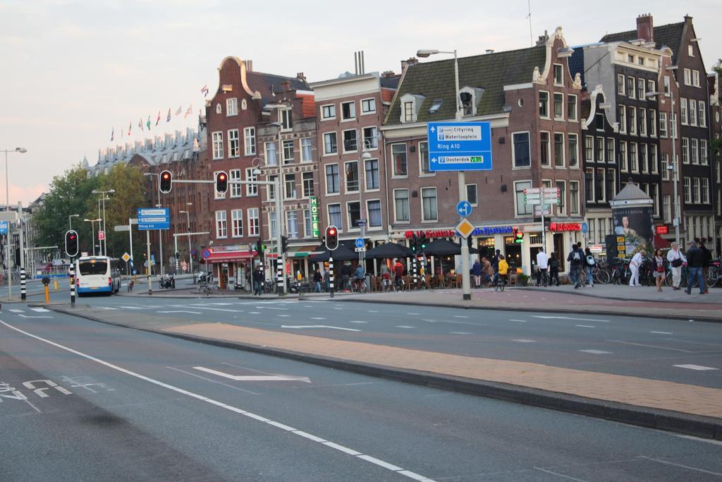 Hotel Restaurant Old Bridge Amsterdam Exterior foto